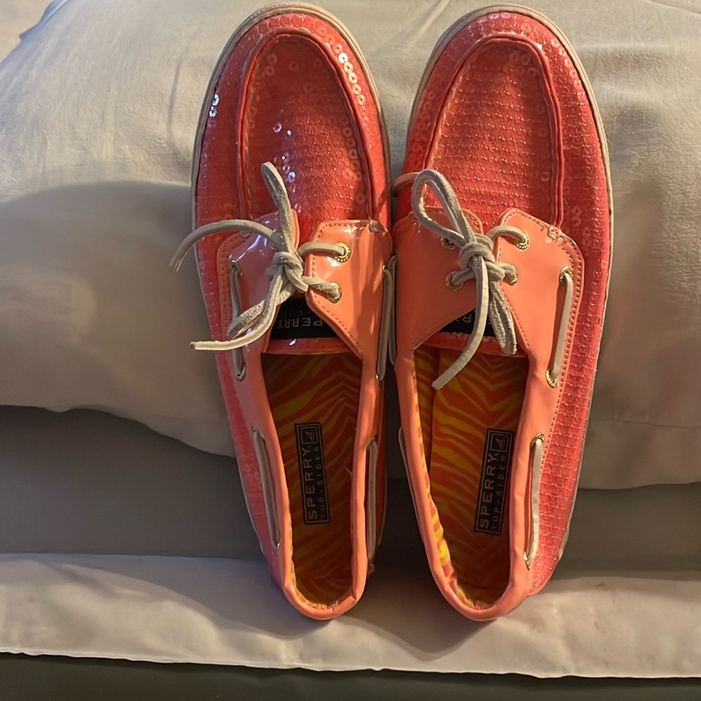 Sperry coral sparkle size 10